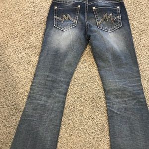 Woman’s miss me jeans size 30